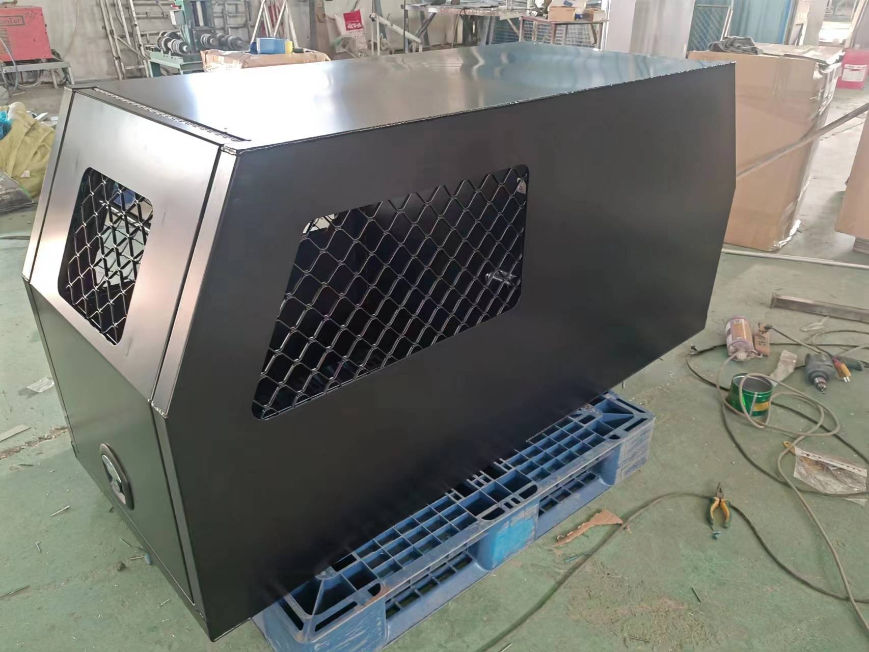 الألومنيوم يوت المظلة