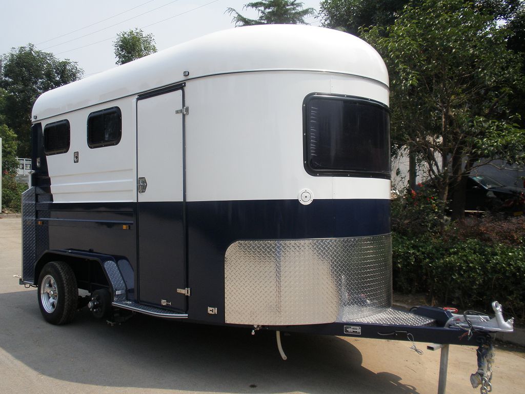 عوامة حصان من النوع الفاخر تتسع لحصانين