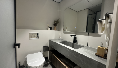 بيت الكبسولة