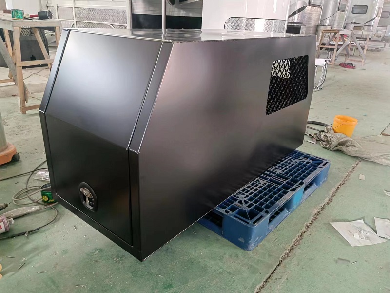 الألومنيوم يوت المظلة