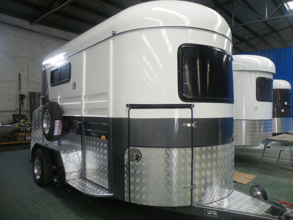 مقطورة حصان فاخرة من النوع 2 ذات حمولة مستقيمة