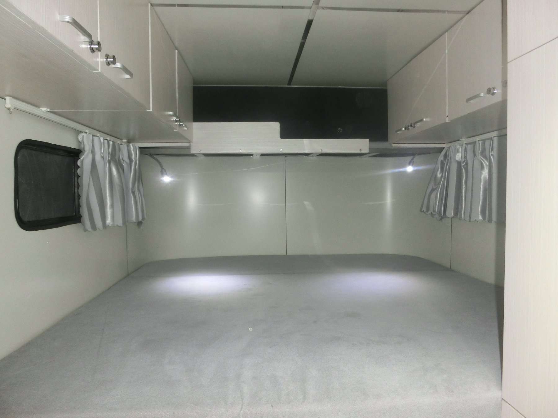 مقطورة حصان أمامية مربعة مصنوعة حسب الطلب