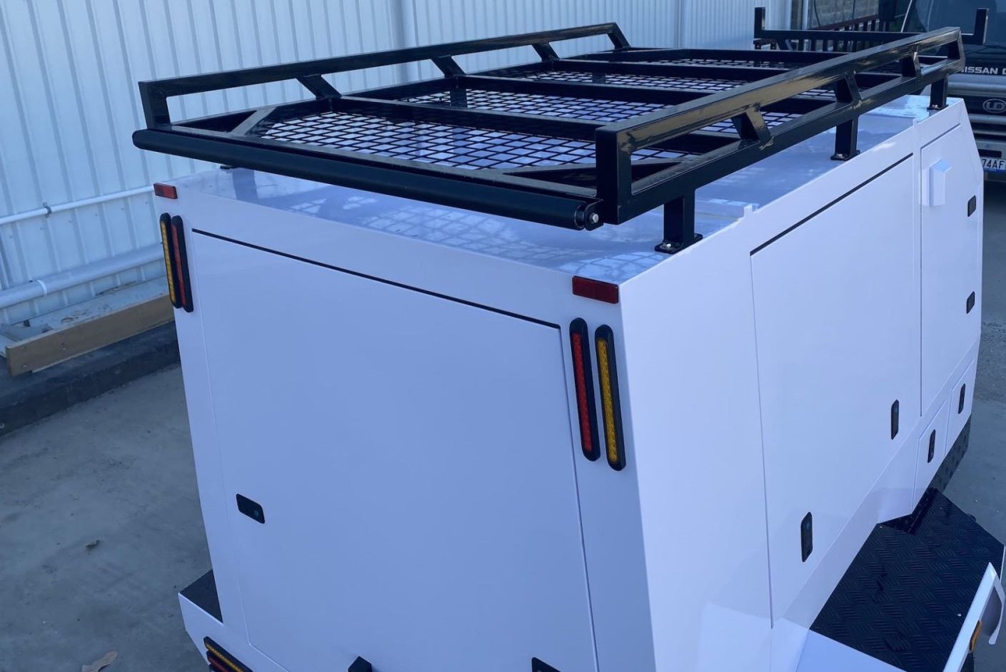 مقطورة Tradie كبيرة ذات محور واحد