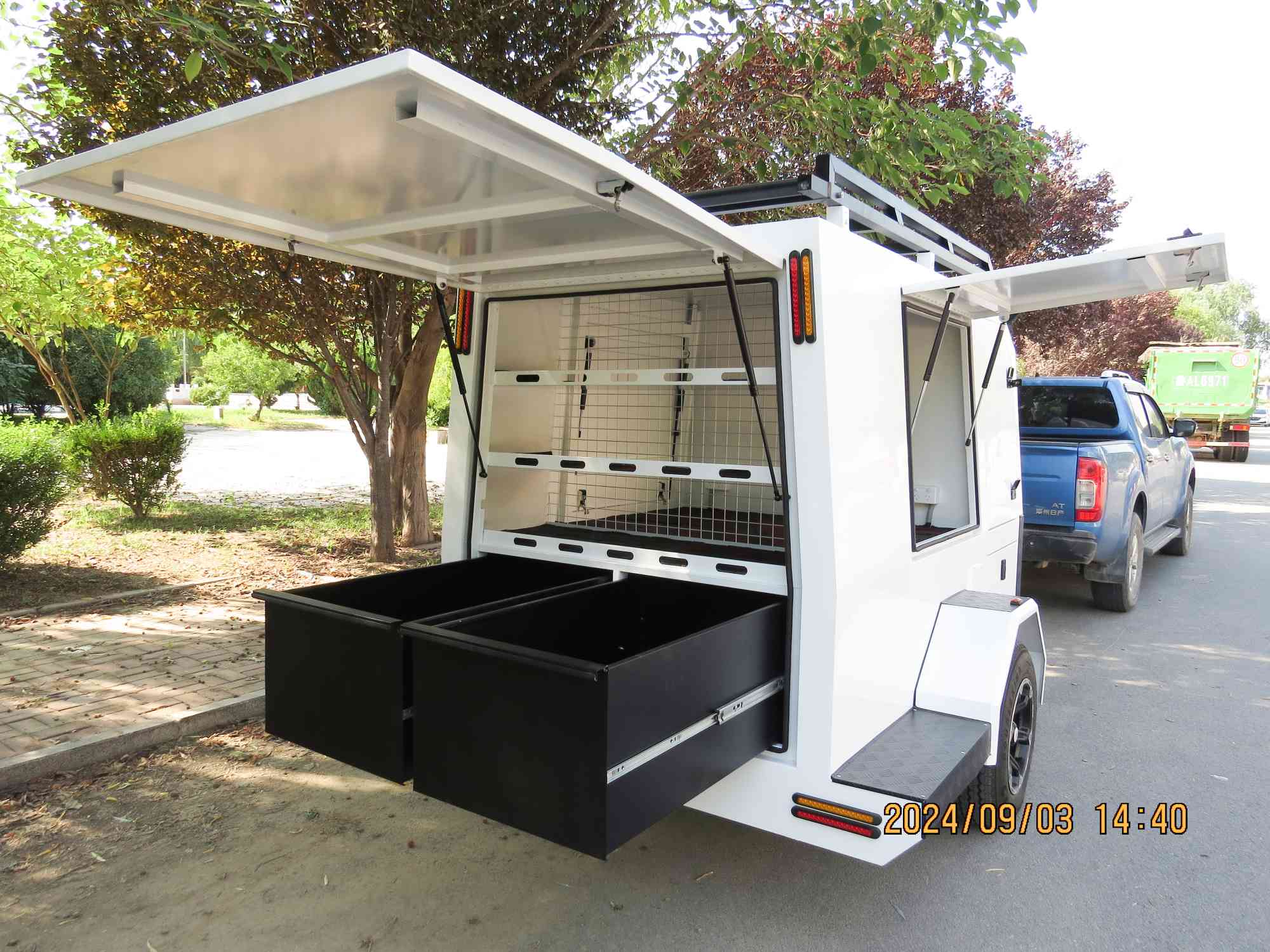 مقطورة تجارية لأداة ذات محور واحد