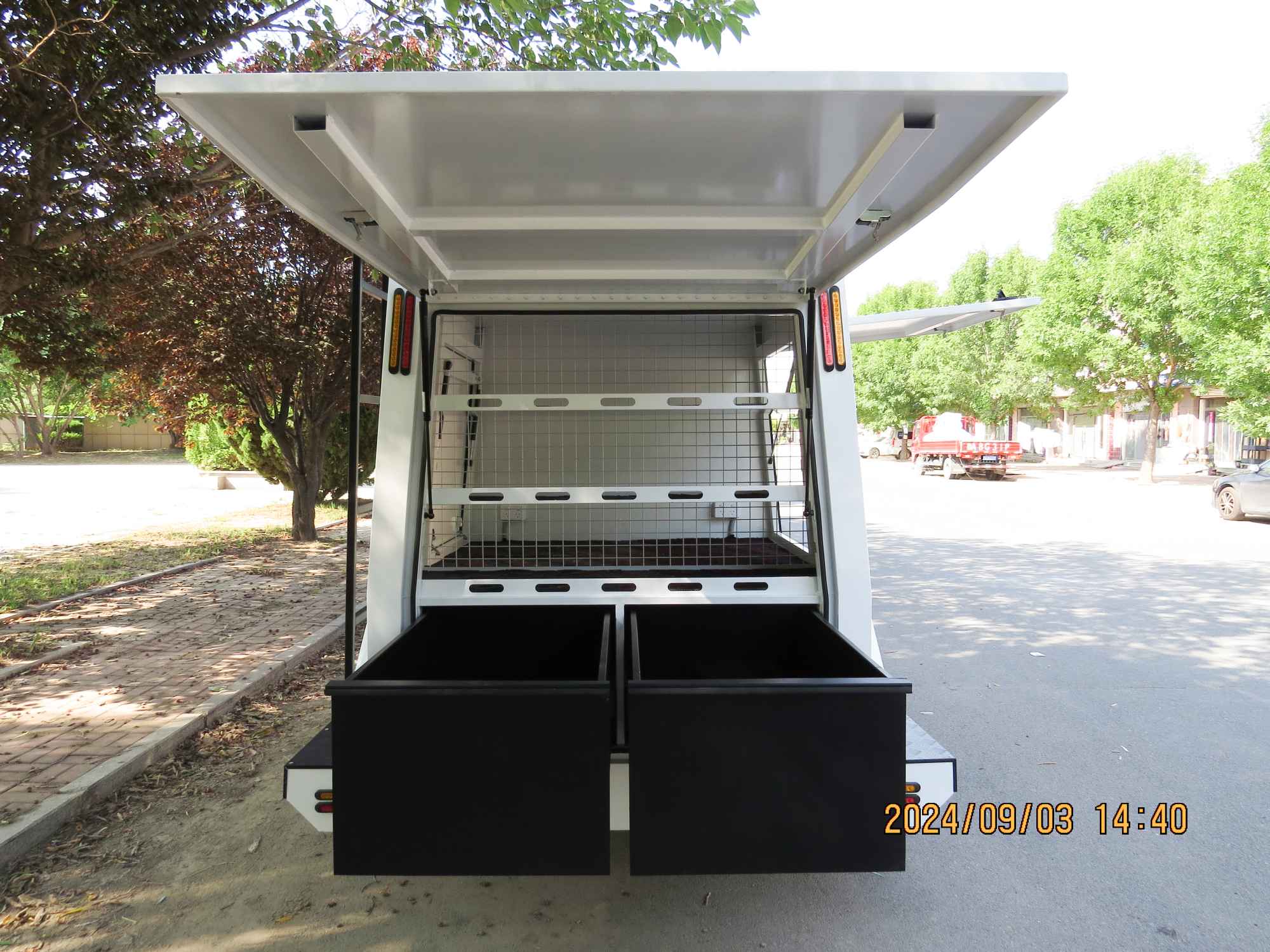 مقطورة تجارية لأداة ذات محور واحد