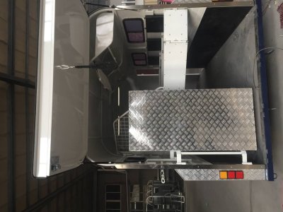 عوامة حصان ذات تحميل زاوية لـ 3 خيول