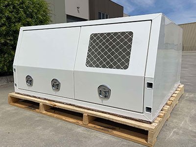 يوتي كانوبي