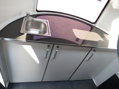 مقطورة حصان فاخرة من النوع 2 ذات حمولة مستقيمة مقطورة خيول فاخرة من النوع 2 ذات حمولة مستقيمة