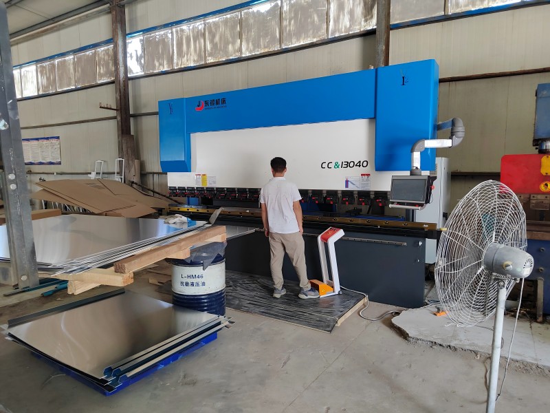 معدات الإنتاج الخاصة بالشركة معدات الإنتاج الخاصة بالشركة